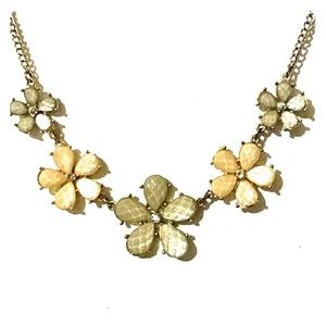 Peach and Blue Flower Necklace EUC (Claire's)